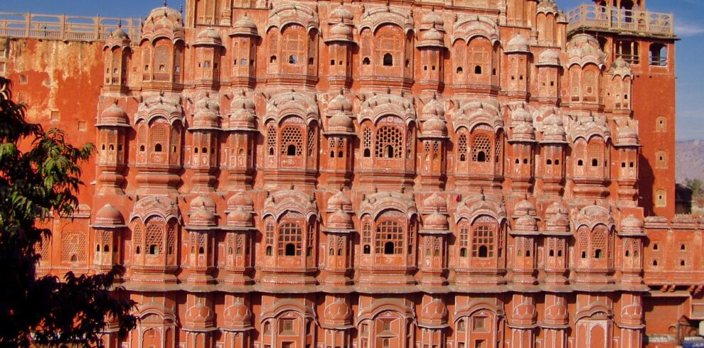 Luxury Heritage Tour Rajasthan – Hawa Mahal Jaipur front view